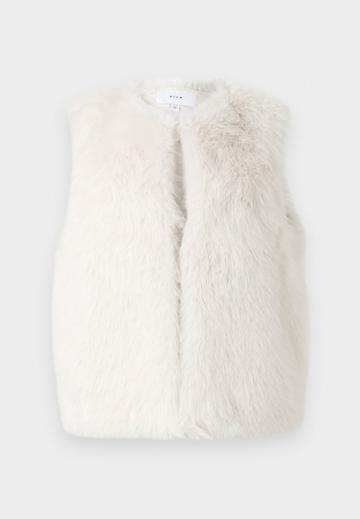 Пуховой жилет