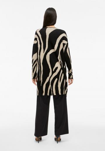 Жаккардовая вязаная кофта