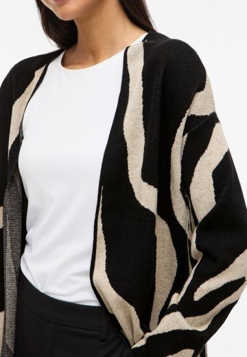 Жаккардовая вязаная кофта