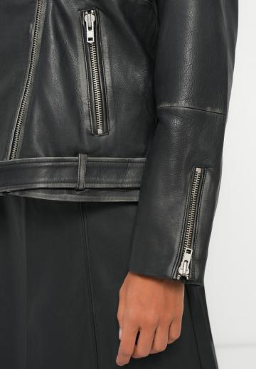 Кожаная куртка