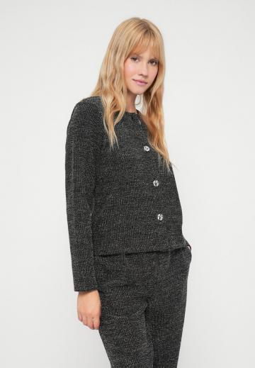 Вязаная кофта