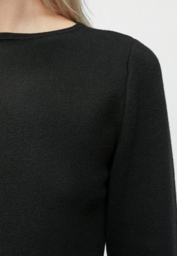 Вязаное платье