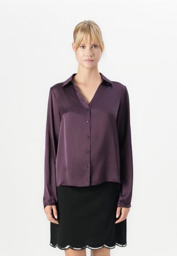 Атласная блузка