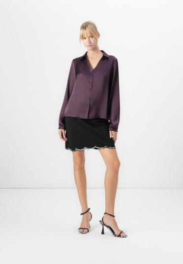 Атласная блузка