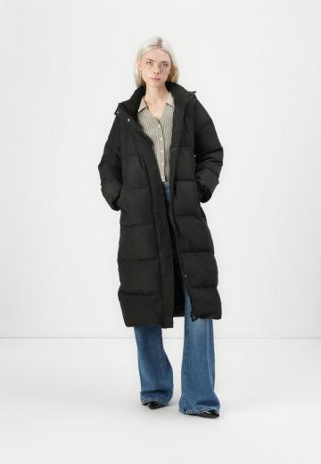 Пуховое пальто