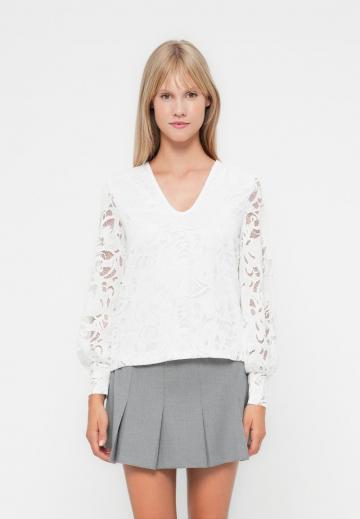 Кружевная блузка