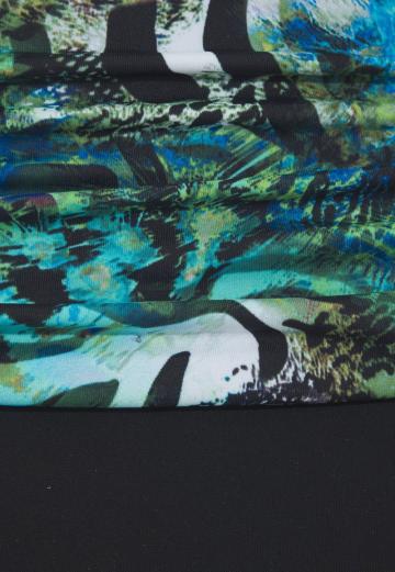 Слитный купальник