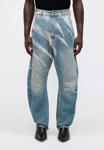 Прямые джинсы