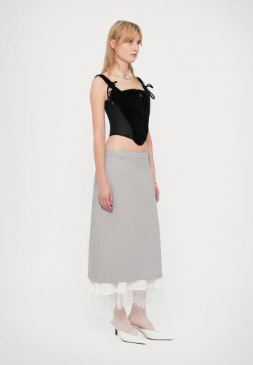 Блузка без рукавов