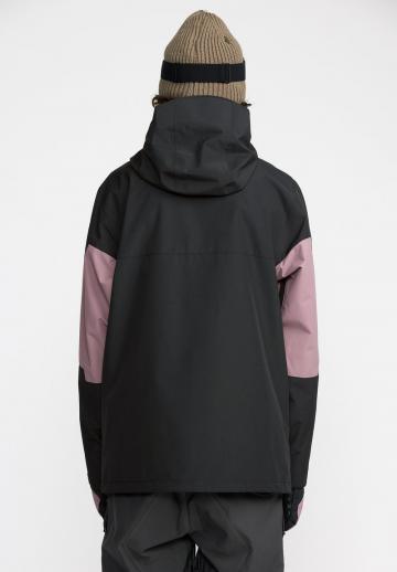 Сноубордическая куртка