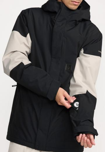 Сноубордическая куртка