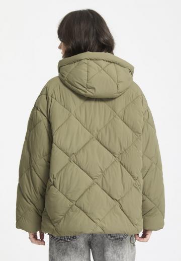 Зимняя куртка