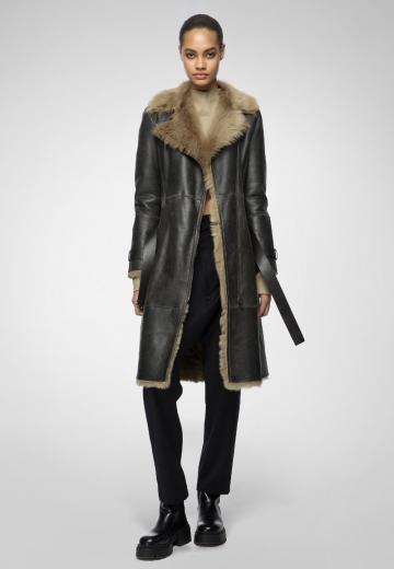 Кожаное пальто