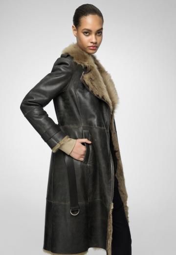 Кожаное пальто