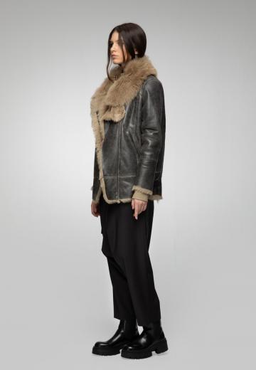 Зимняя куртка