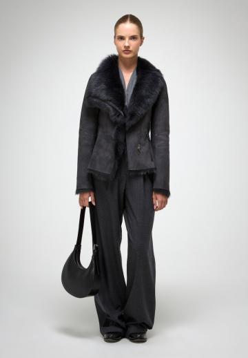 Зимняя куртка