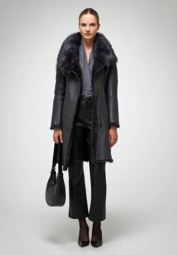 Кожаное пальто