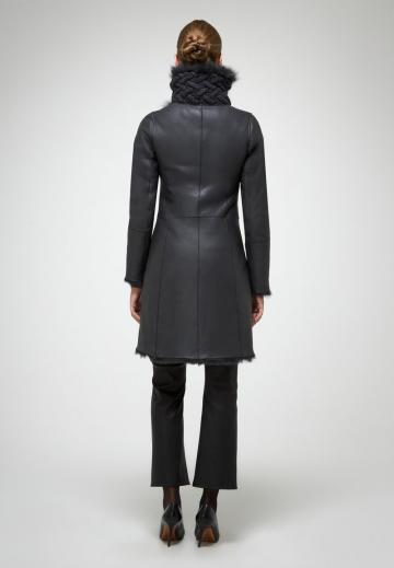 Кожаное пальто