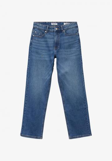 Короткие джинсы