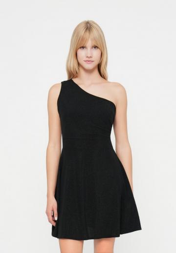 Короткое платье