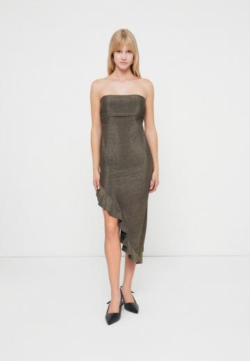 Платье без бретелек