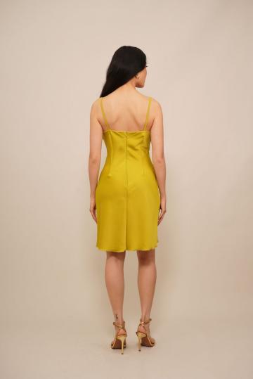 Короткое платье