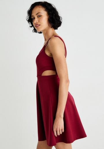 Коктейльное платье