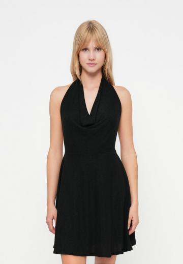 Короткое платье