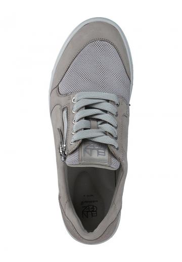 Гандбольные кроссовки