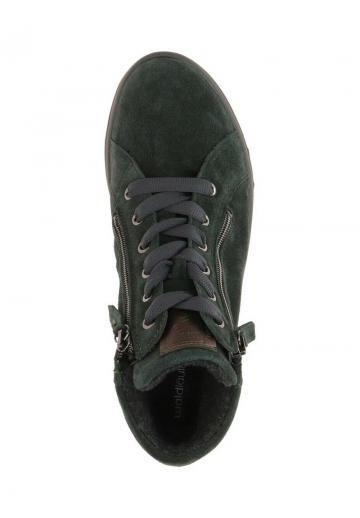 Ботинки на шнуровке