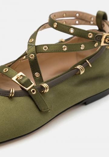 Гандбольные кроссовки