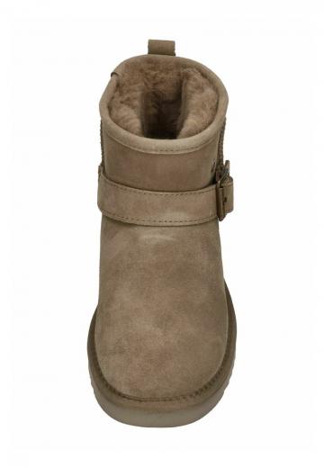 Зимние ботинки