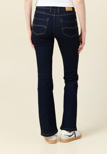 Клешеные брюки