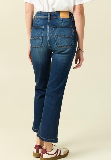 Клешеные брюки