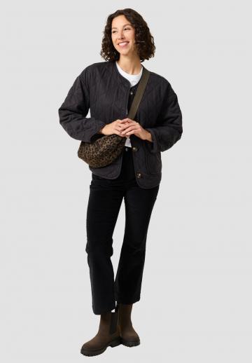 Клешеные брюки