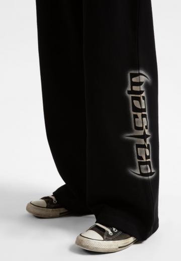 Спортивные штаны