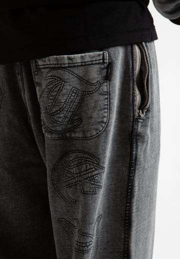 Спортивные штаны