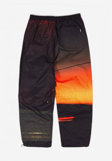 Спортивные штаны