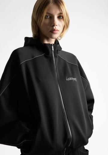 Спортивная куртка