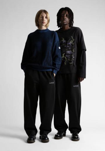 Спортивные штаны