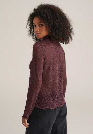 Кружевная блузка