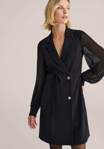 Короткое платье