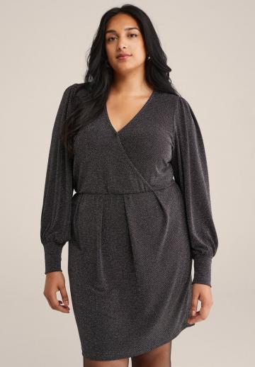 Короткое платье