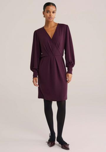 Короткое платье