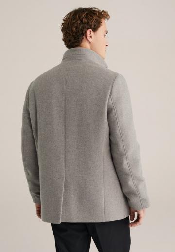 Короткое пальто