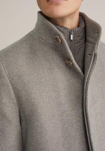 Короткое пальто