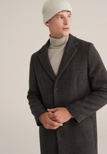 Короткое пальто