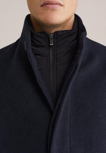 Короткое пальто