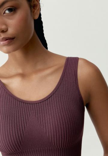 Спортивный бюстгальтер