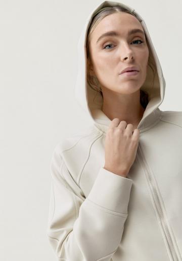 Спортивная толстовка